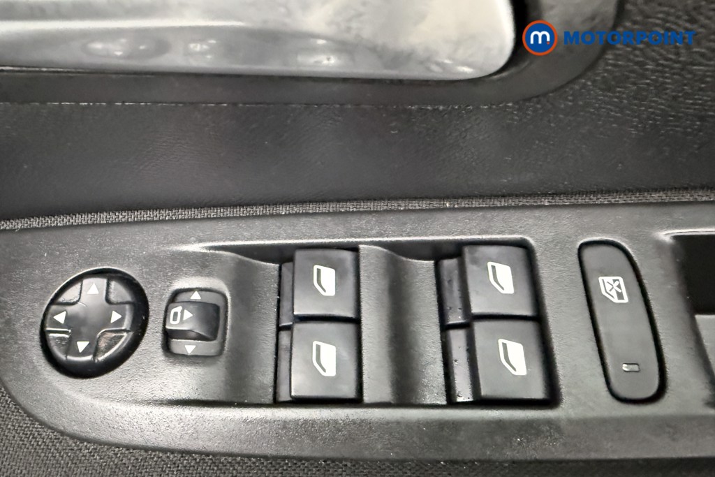 Used Peugeot 208 2021 for sale - 76758297: Photo 26