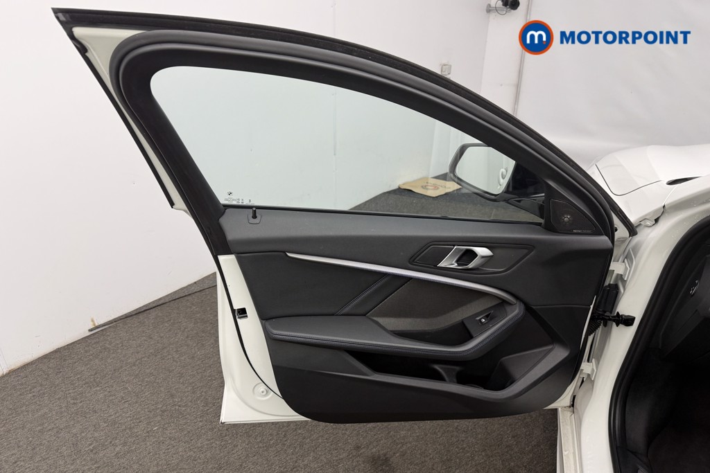 Used BMW 1 Series 2024 for sale - 76104945: Photo 12
