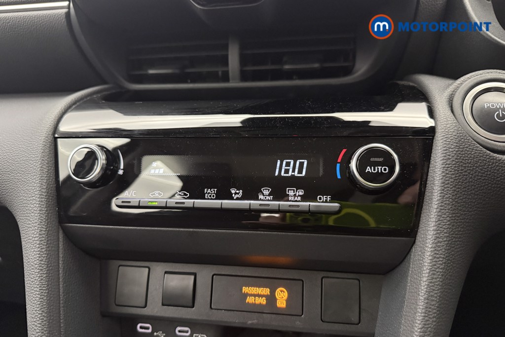 Used Toyota Yaris Cross 2024 for sale - 76373415: Photo 23