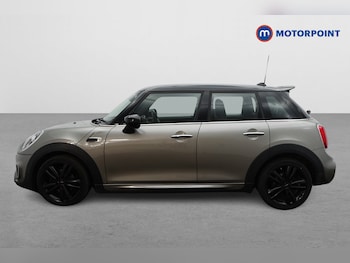 Used MINI Hatch 2019 for sale - 77125374: Photo