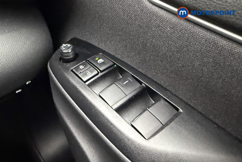 Used Toyota Yaris 2024 for sale - 77297688: Photo 24