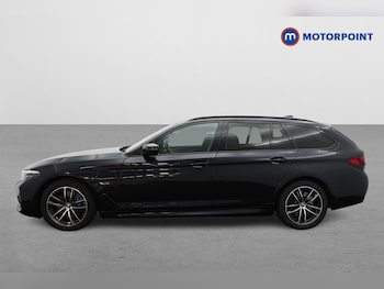 Used BMW 5 Series 2022 for sale - 75630067: Photo