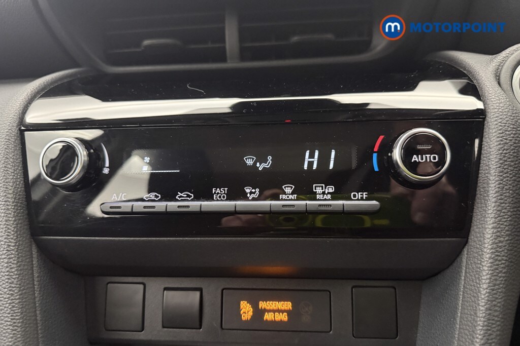 Used Toyota Yaris Cross 2024 for sale - 77607800: Photo 23