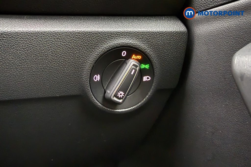 Used Volkswagen T-Roc for sale - 77500638: Photo 25