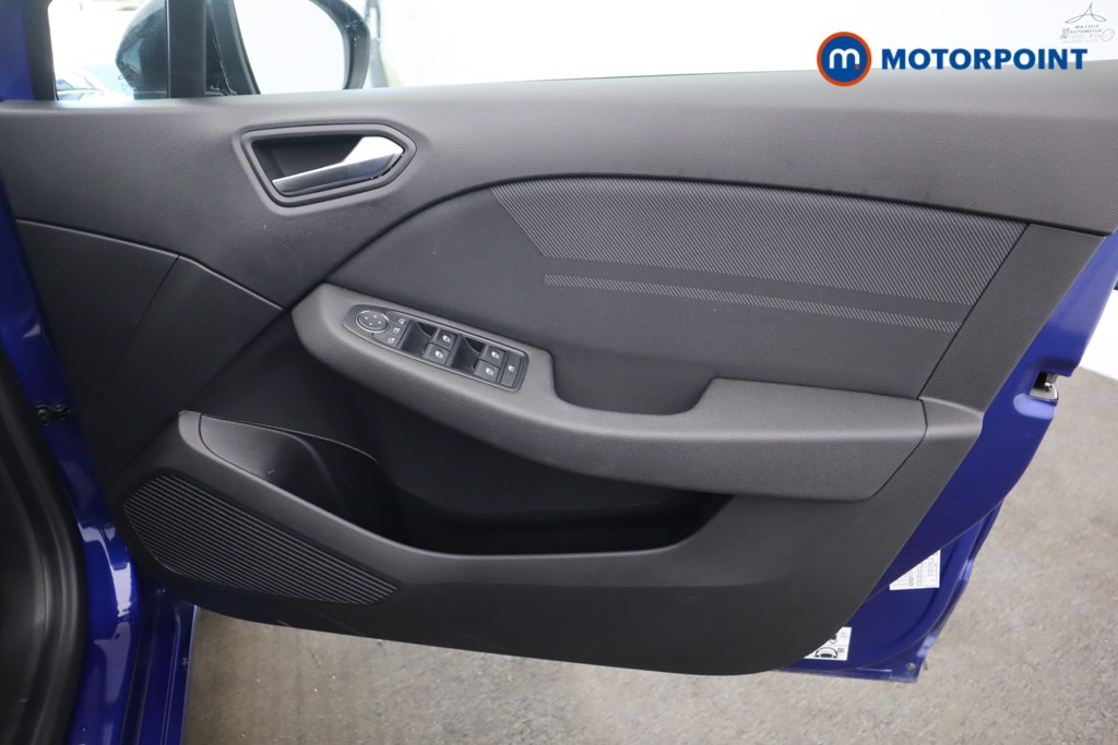 Used Renault Clio 2024 for sale - 77180137: Photo 31