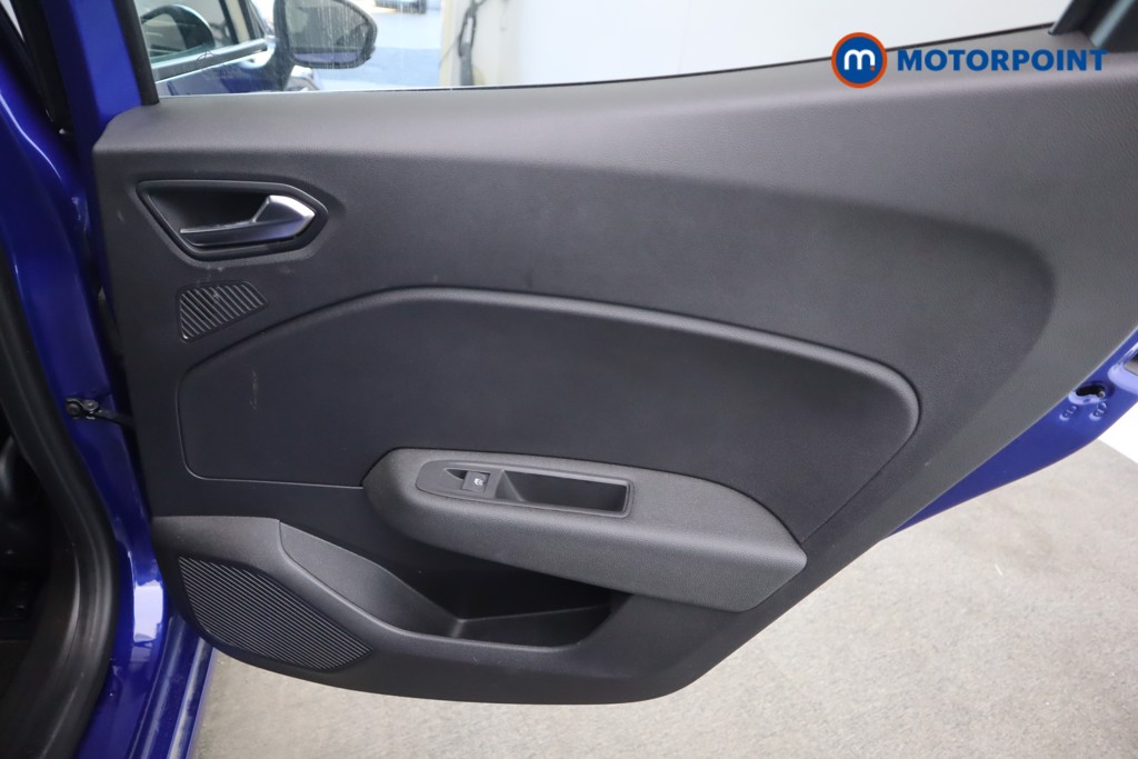 Used Renault Clio 2024 for sale - 77180137: Photo 37