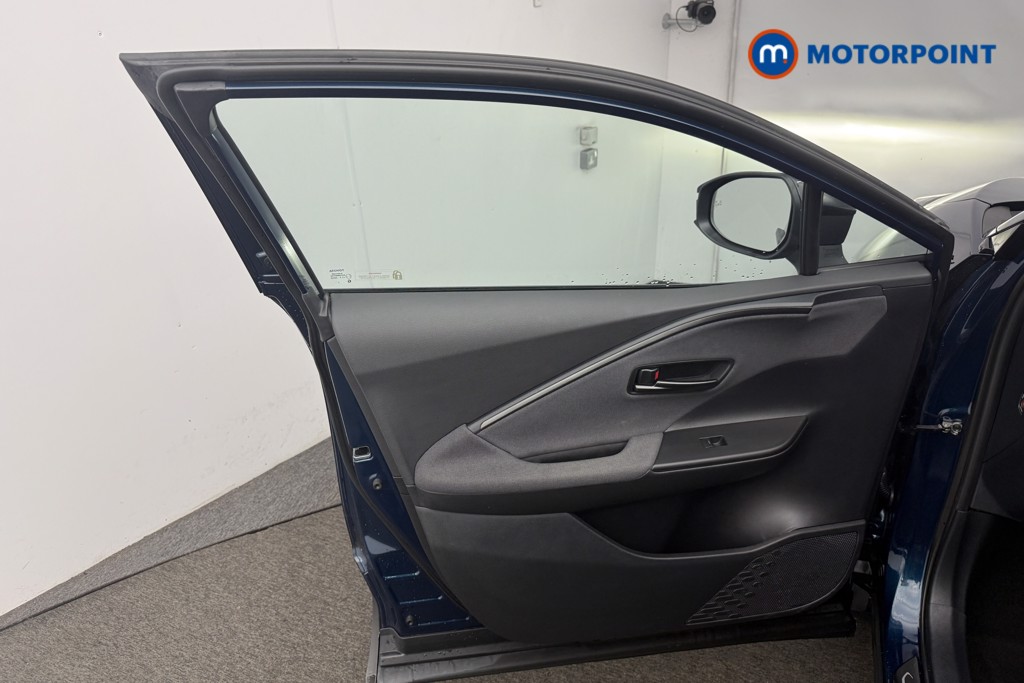 Used Toyota C-HR 2024 for sale - 76008860: Photo 11