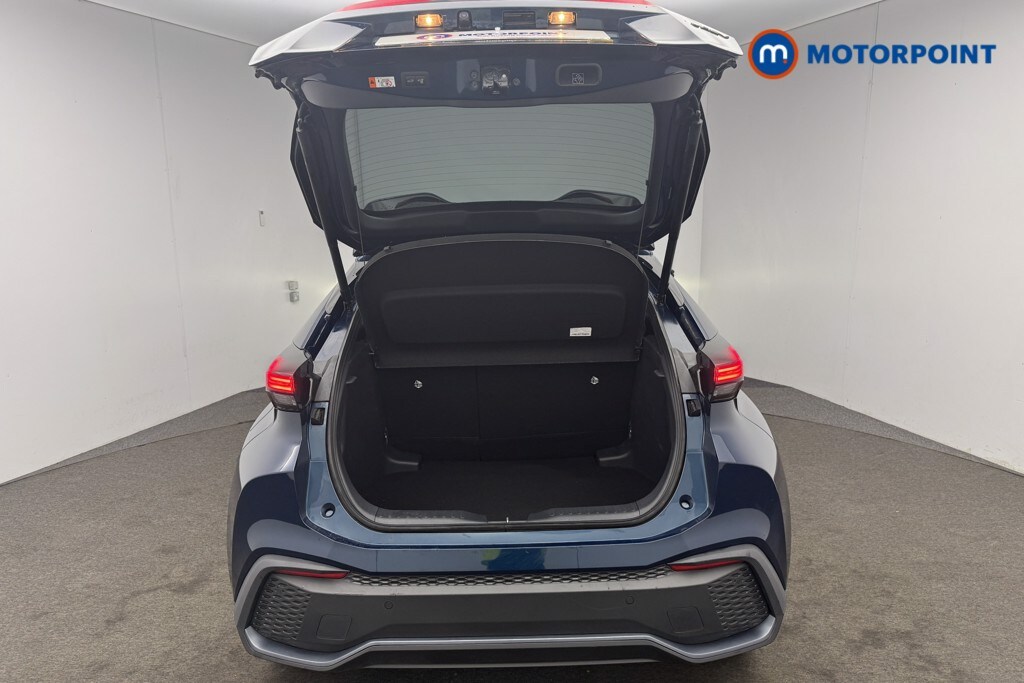 Used Toyota C-HR 2024 for sale - 76008860: Photo 17