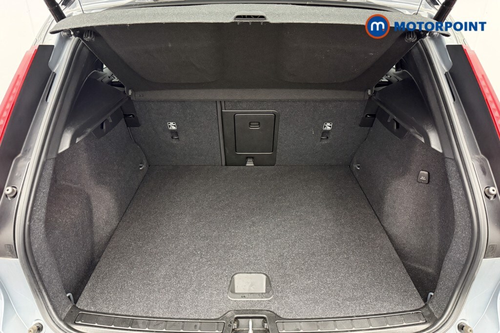 Used Volvo XC40 2022 for sale - 77663018: Photo 32