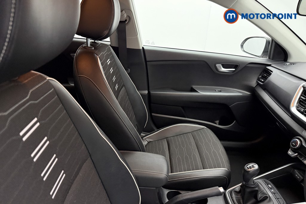 Used Kia Stonic 2022 for sale - 76394587: Photo 22