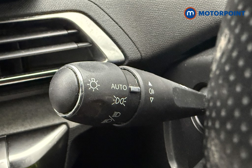 Used Peugeot 5008 2022 for sale - 76777680: Photo 32