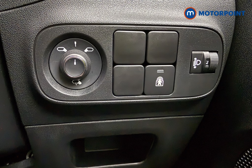 Used Citroen C3 2023 for sale - 76557660: Photo 16