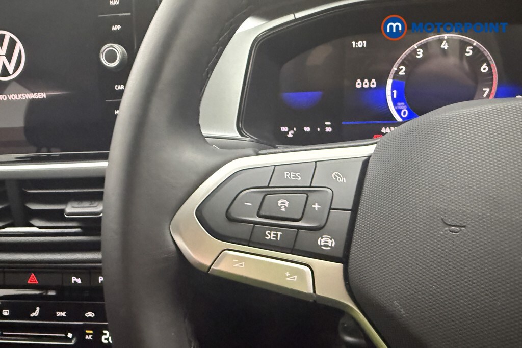 Used Volkswagen T-Roc 2024 for sale - 78177047: Photo 15