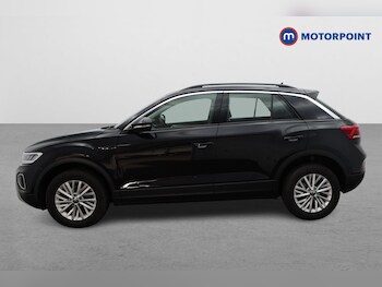Used Volkswagen T-Roc 2024 for sale - 78177047: Photo