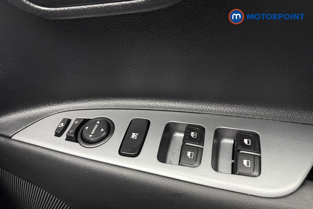 Used Kia Stonic 2023 for sale - 76890086: Photo 25