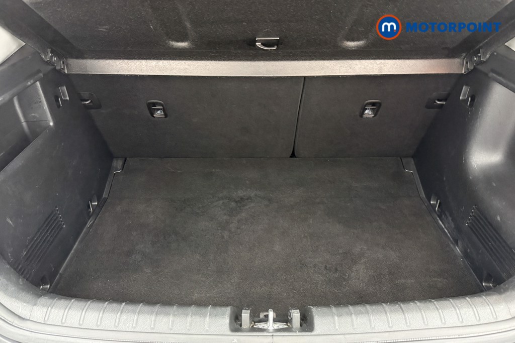 Used Kia Stonic 2023 for sale - 76890086: Photo 37