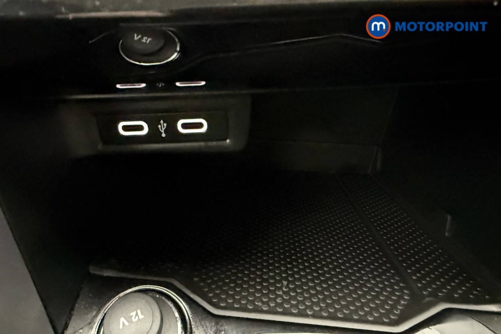 Used Volkswagen T-Roc 2022 for sale - 76777574: Photo 32