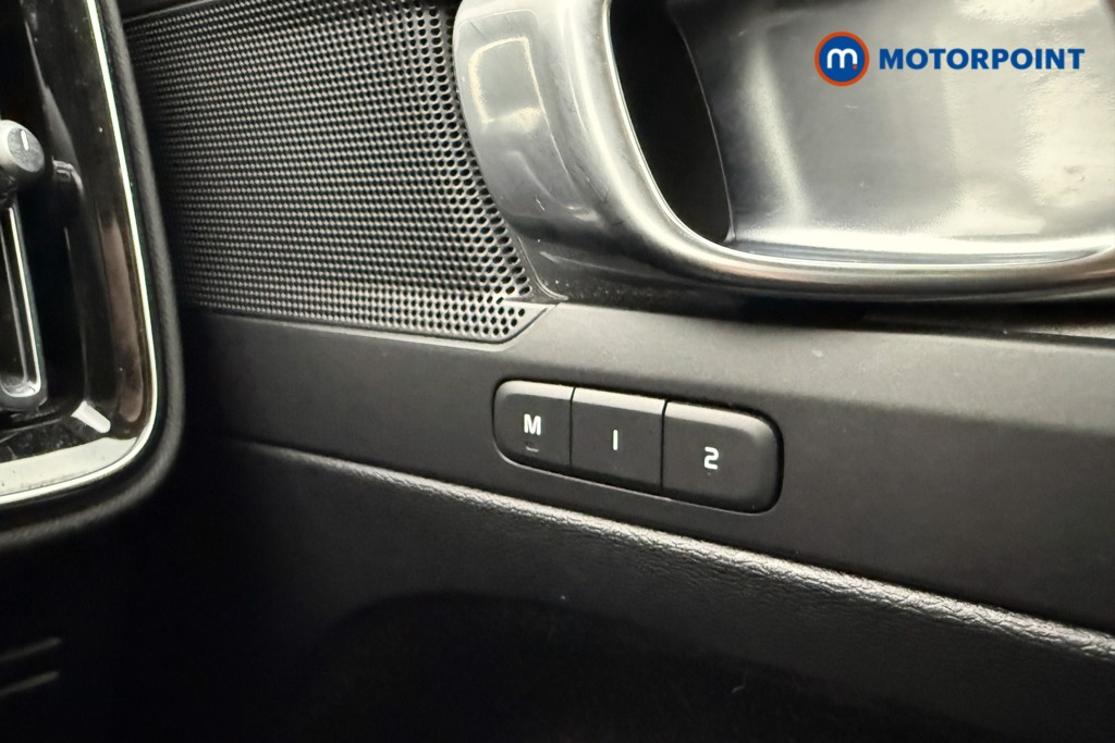 Used Volvo XC40 for sale - 78197035: Photo 26