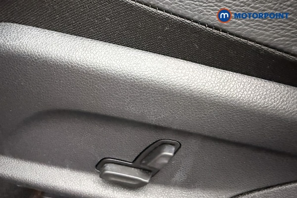 Used Mercedes-Benz GLC 2022 for sale - 76235011: Photo 27