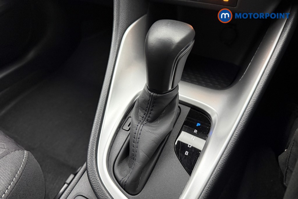 Used Toyota Yaris 2023 for sale - 77297874: Photo 23