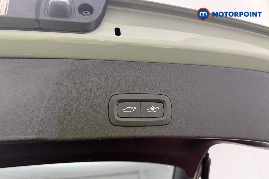 Used Volvo XC40 2024 for sale - 77006249: Photo 17