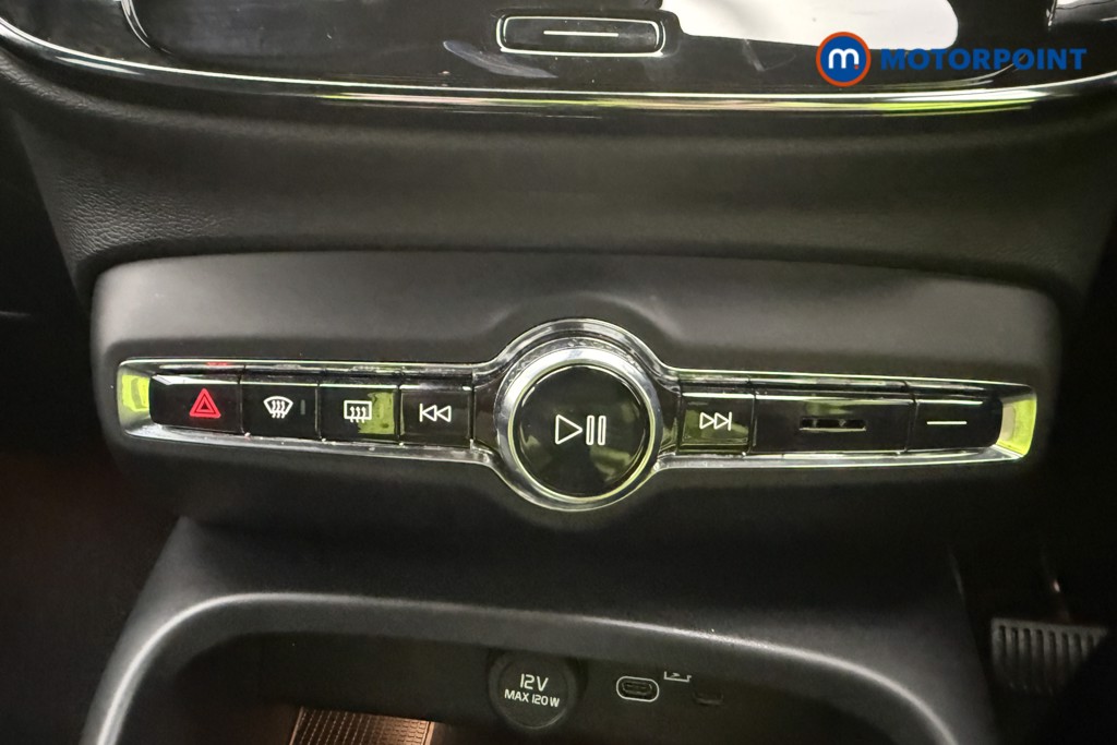 Used Volvo XC40 2024 for sale - 77006249: Photo 40