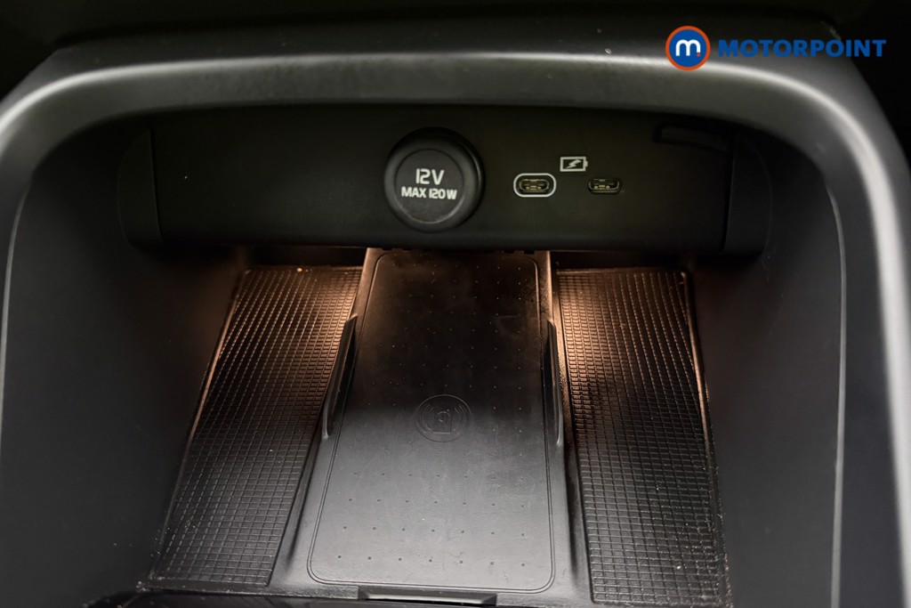 Used Volvo XC40 2024 for sale - 77006249: Photo 41