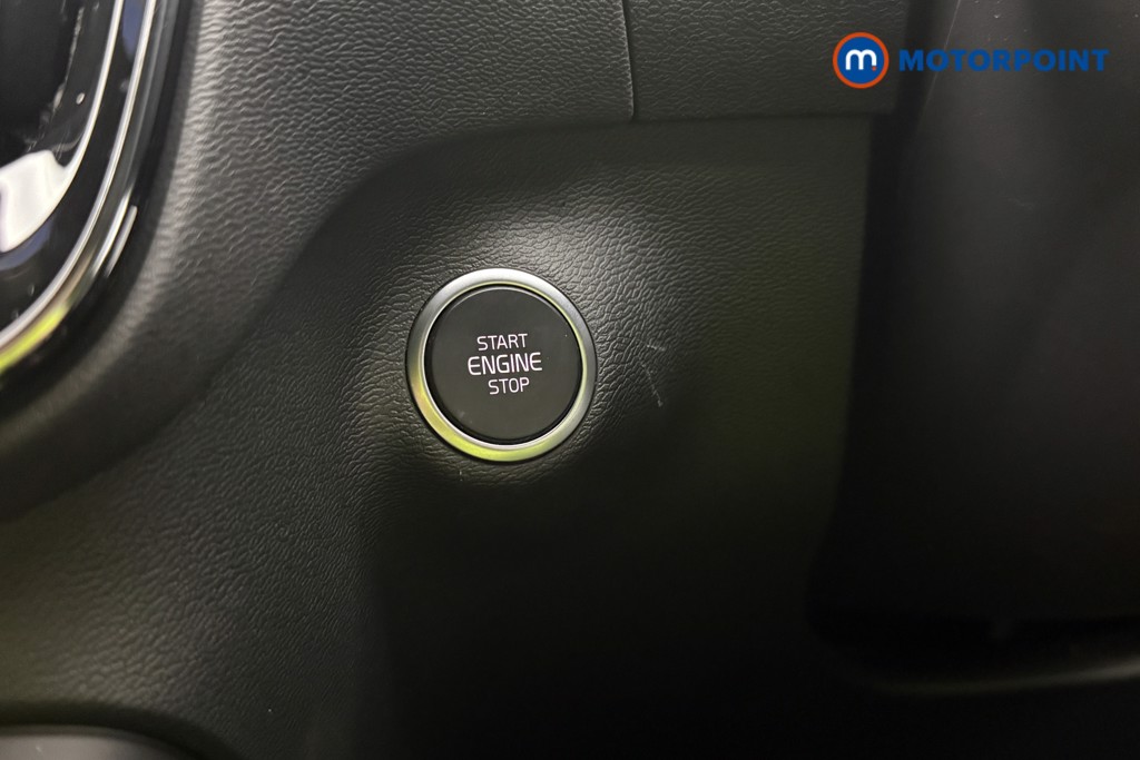 Used Volvo XC40 2024 for sale - 77006249: Photo 44