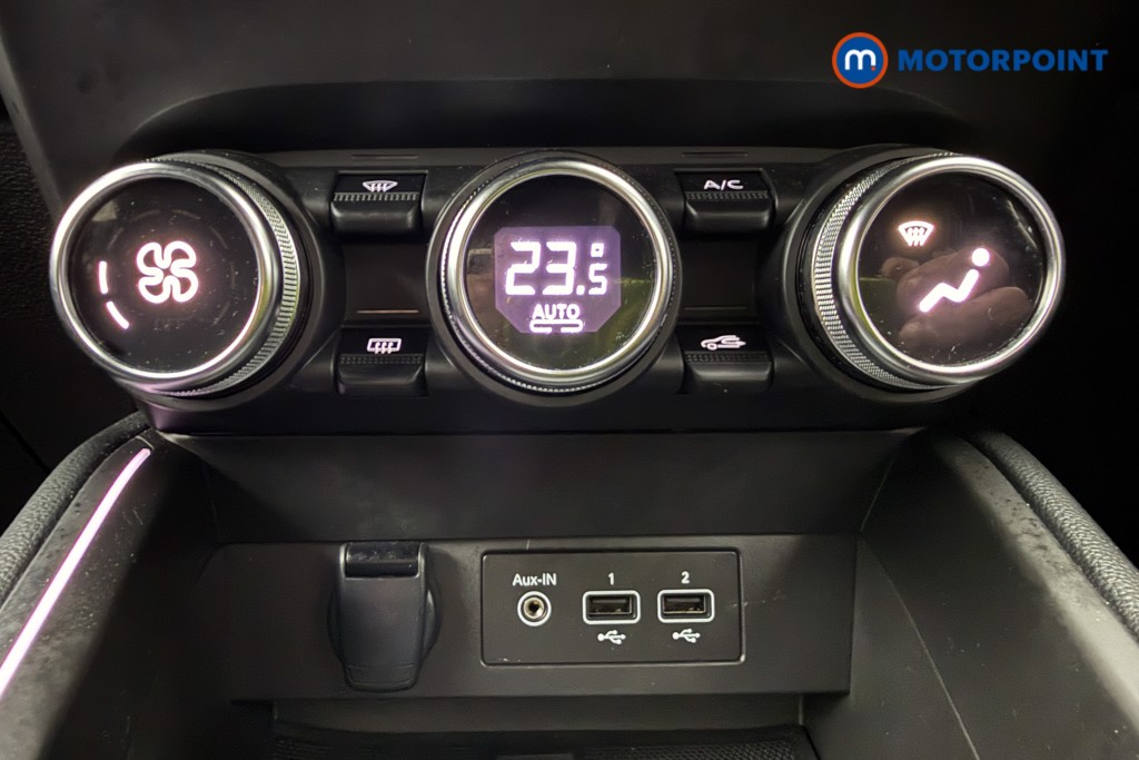 Used Renault Clio 2023 for sale - 77804862: Photo 24