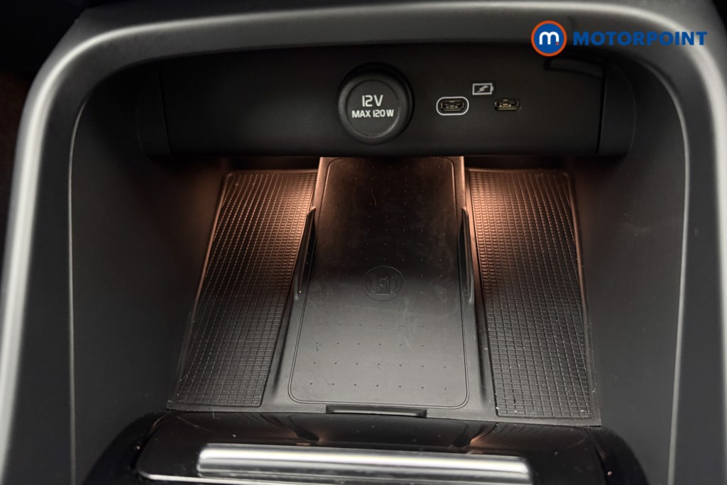 Used Volvo XC40 2024 for sale - 77262296: Photo 23