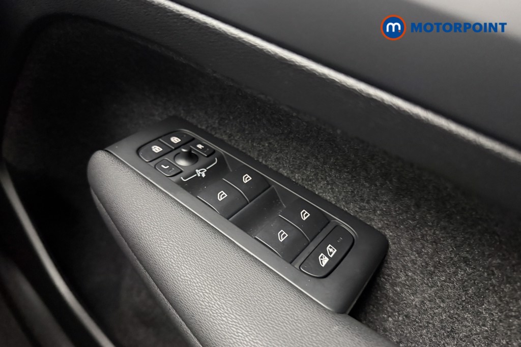 Used Volvo XC40 2024 for sale - 77262296: Photo 25