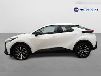 Used Toyota C-HR 2025 for sale - 79714574: Photo