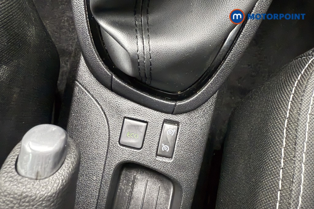 Used Renault Clio 2018 for sale - 75985424: Photo 16