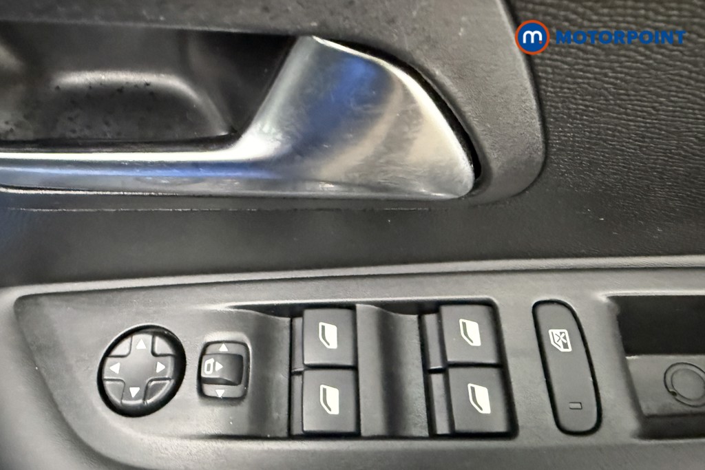 Used Peugeot 208 2023 for sale - 78118398: Photo 27