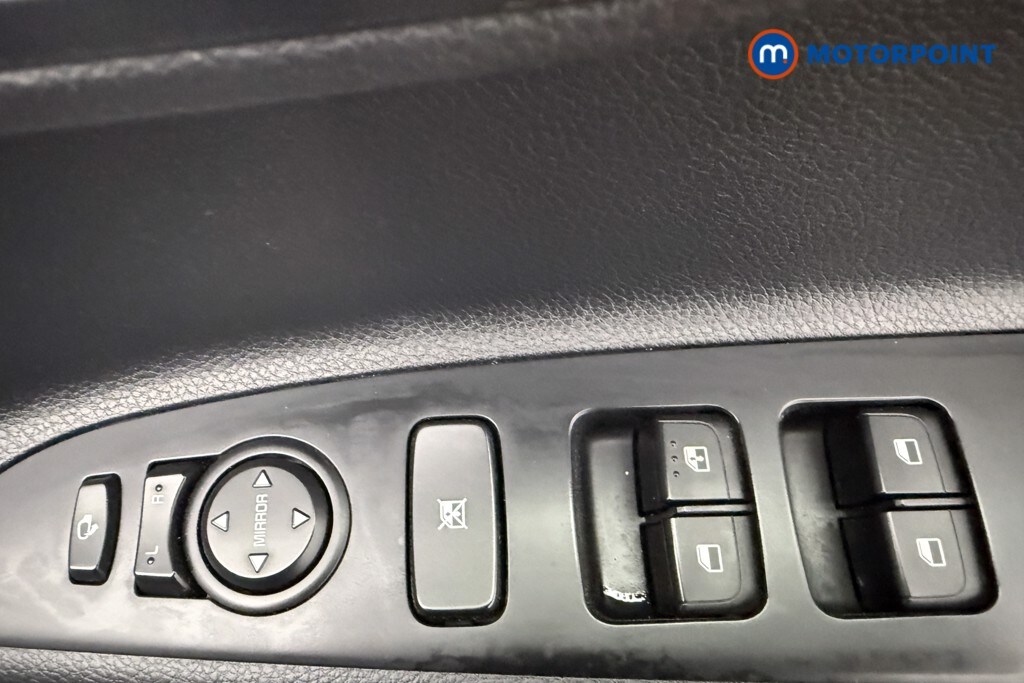 Used Kia Stonic 2019 for sale - 77718855: Photo 25