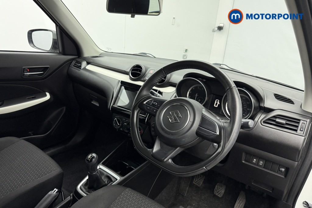 Used Suzuki Swift 2020 for sale - 76344851: Photo 21