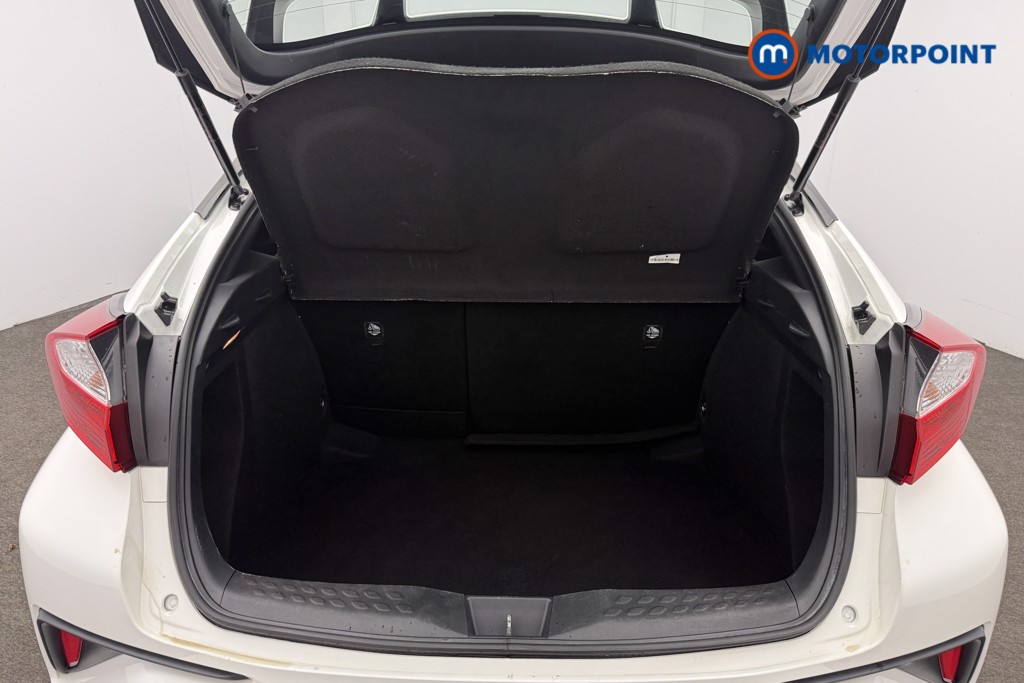 Used Toyota C-HR 2019 for sale - 76636861: Photo 12