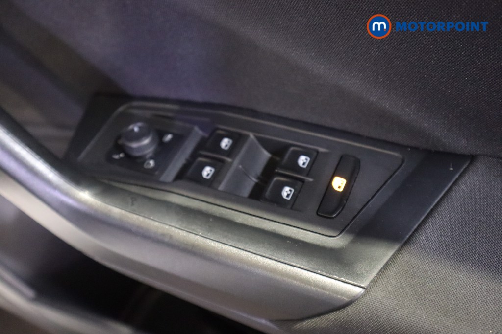 Used Volkswagen T-Roc 2023 for sale - 76599595: Photo 13