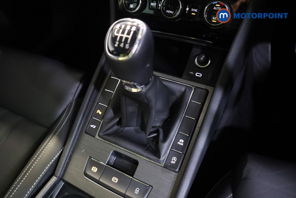 Used Skoda Superb 2023 for sale - 76416124: Photo 16