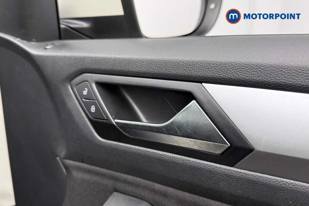 Used Volkswagen T-Roc 2023 for sale - 78123682: Photo 31