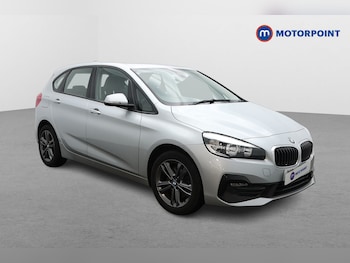 2019 - 220i Sport 5dr DCT