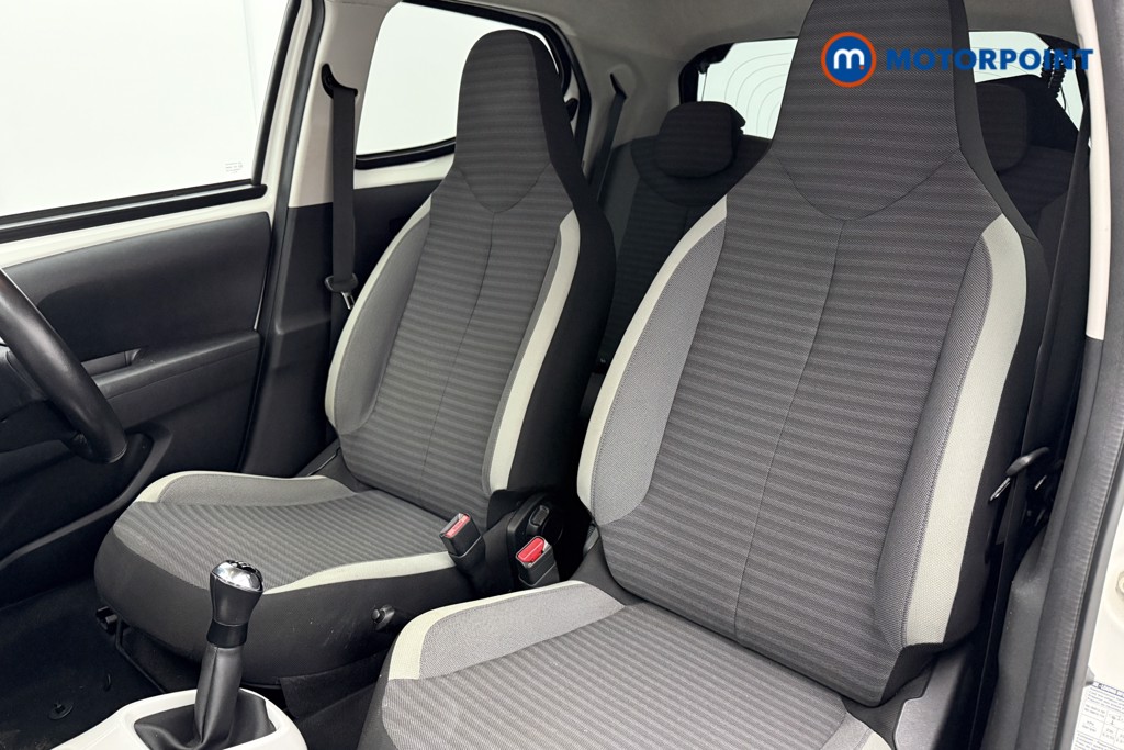 Used Toyota AYGO 2019 for sale - 77340374: Photo 11