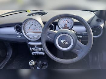 Used MINI Convertible 2010 for sale - 79778439: Photo