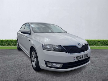 Used Skoda Rapid 2015 for sale - 79290017: Photo