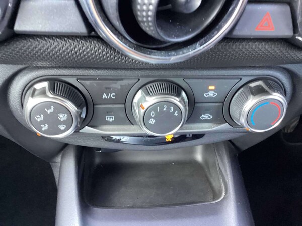 Used Nissan Juke 2023 for sale - 76225069: Photo 12