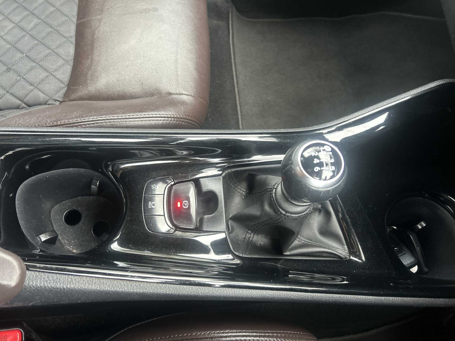 Used Toyota C-HR 2017 for sale - 76064373: Photo 12