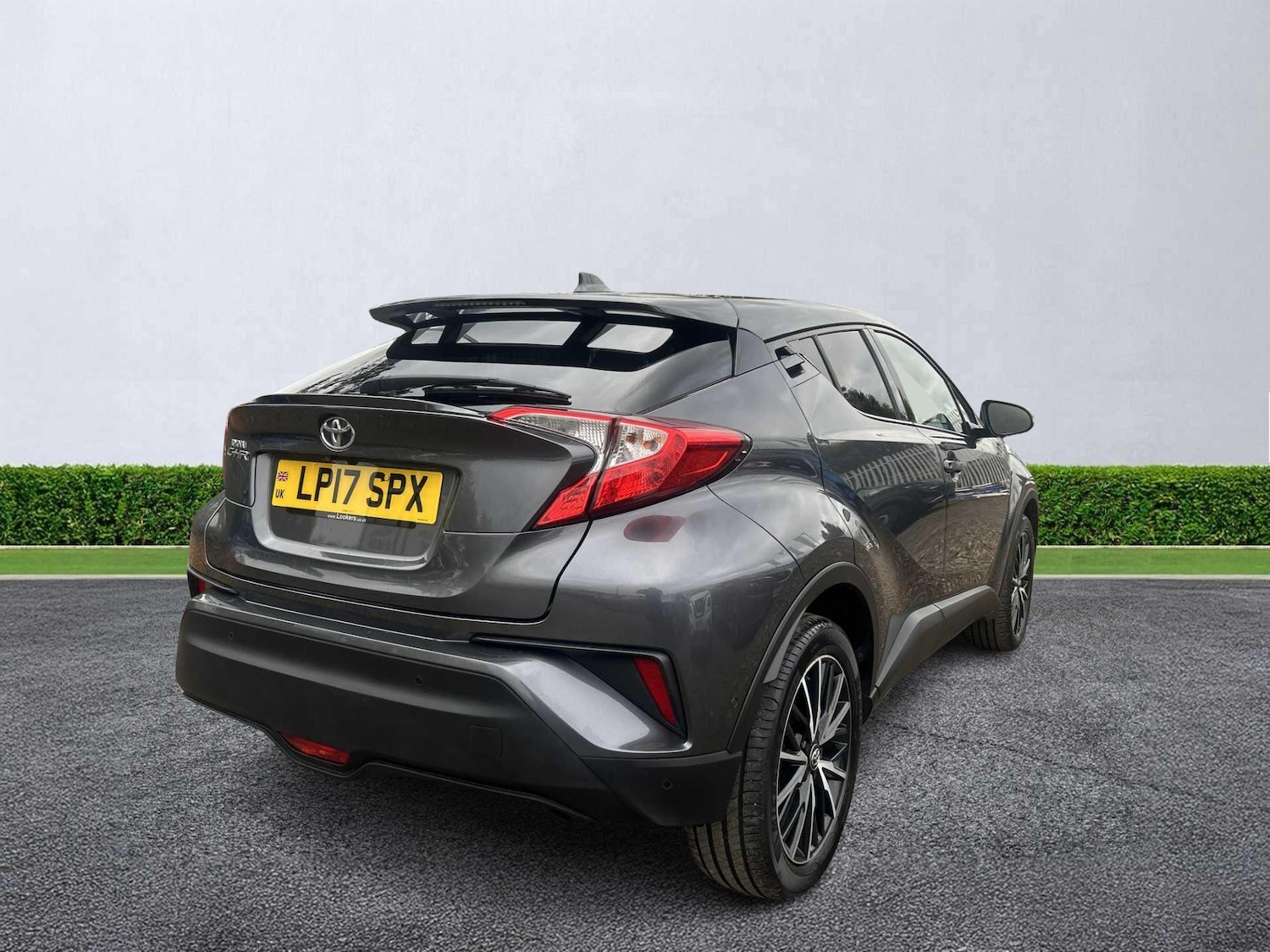 Used Toyota C-HR 2017 for sale - 76064373: Photo 17