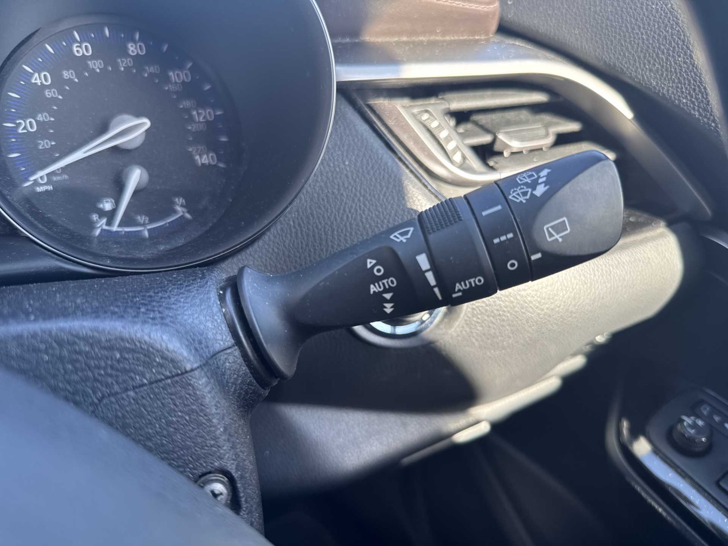 Used Toyota C-HR 2017 for sale - 76064373: Photo 25