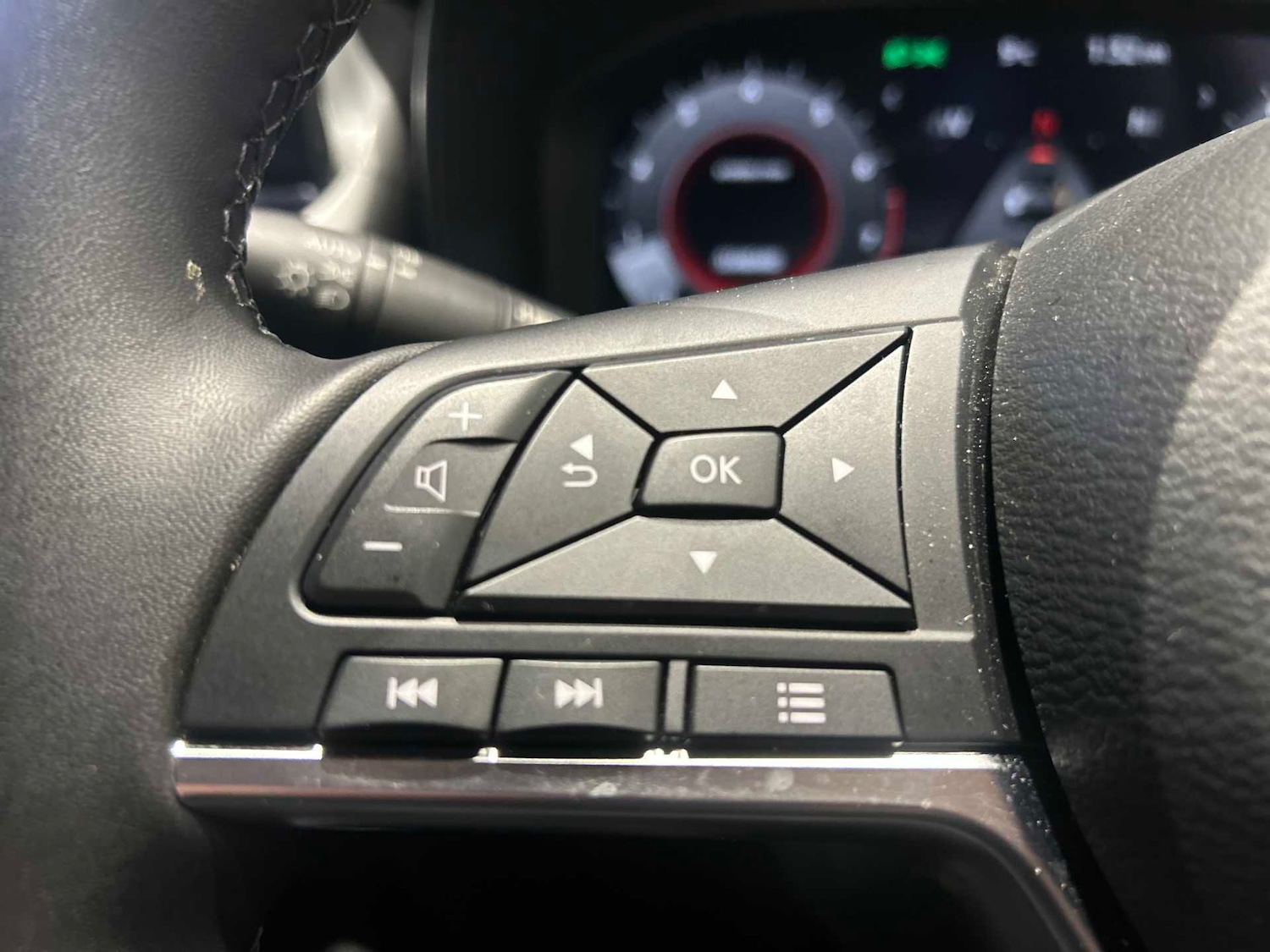 Used Nissan Juke 2025 for sale - 76982908: Photo 24