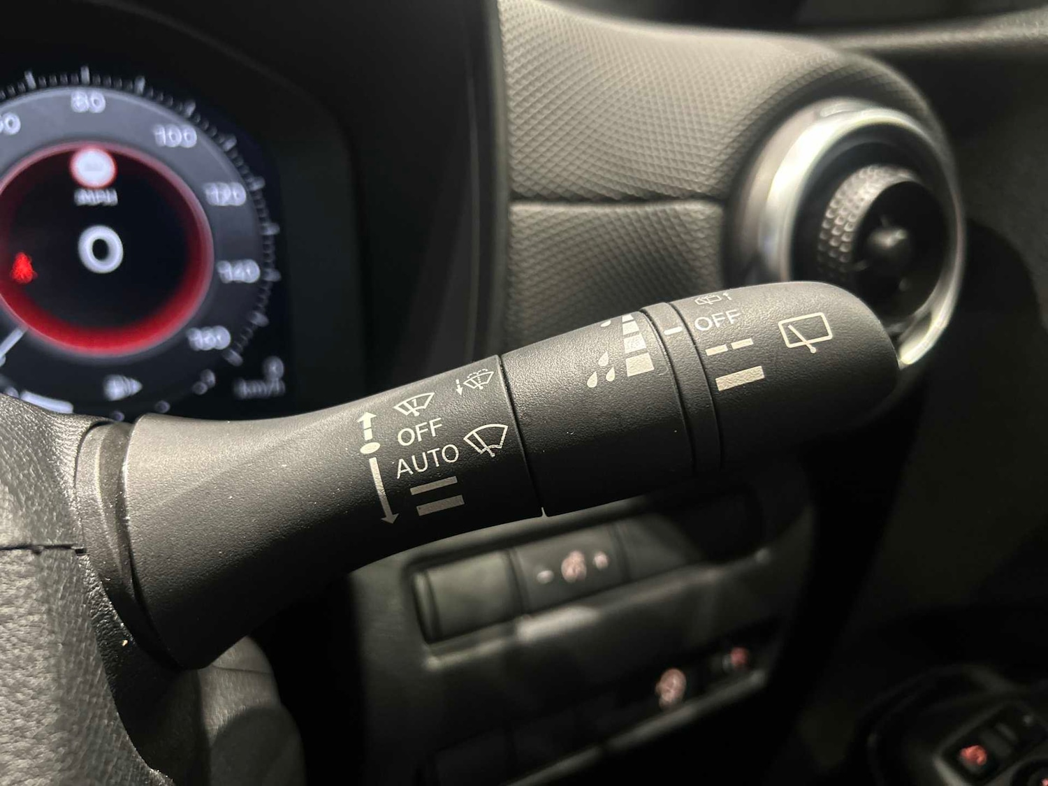 Used Nissan Juke 2025 for sale - 76982908: Photo 25